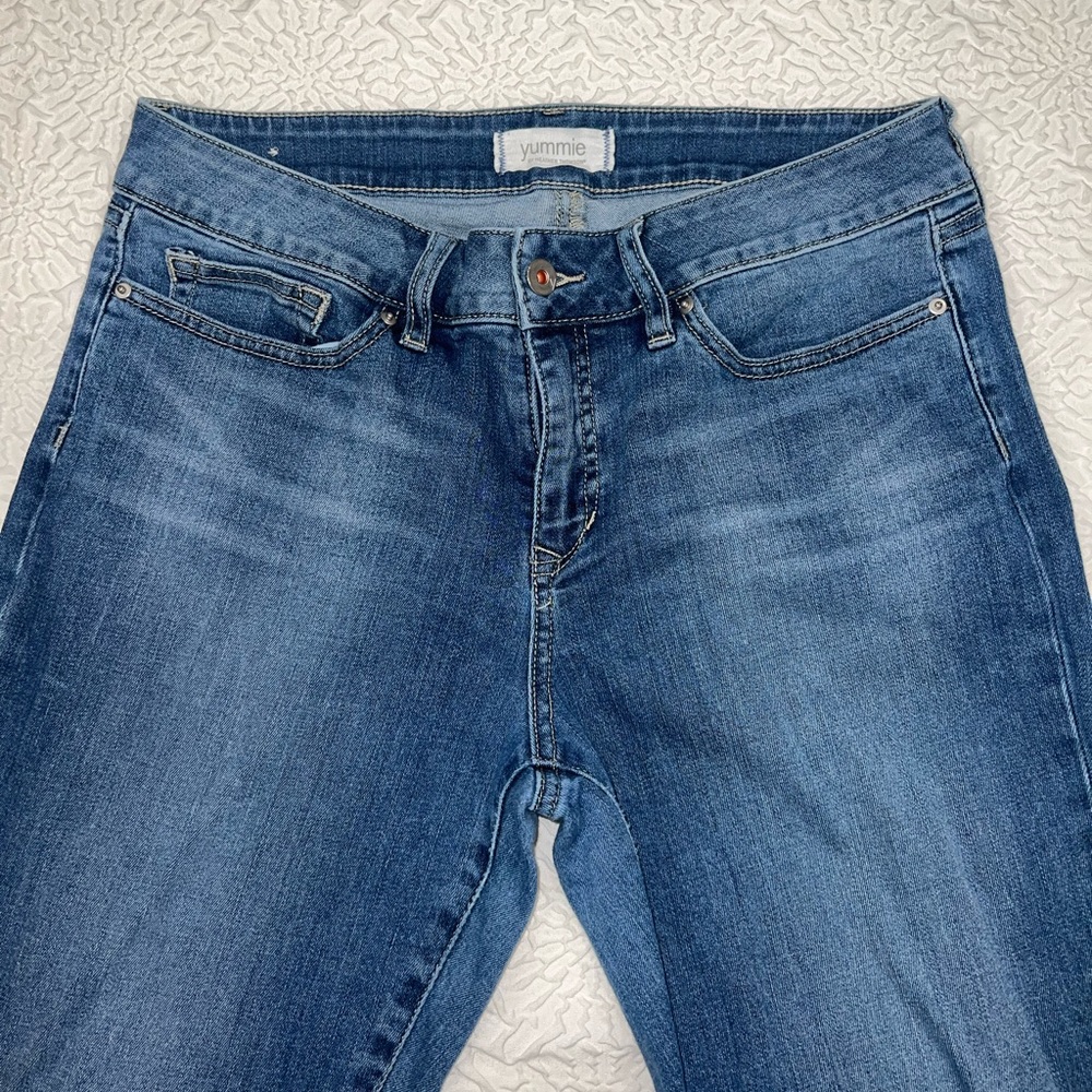 Yummie by Heather Thomson Bootcut jeans. Size 30